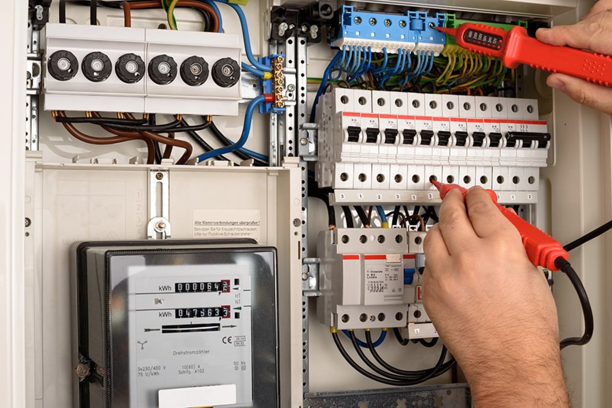 E-Check bei Elektro-Reum GmbH in Fambach